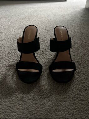 Express Women's Black Two-Band Slide Heel